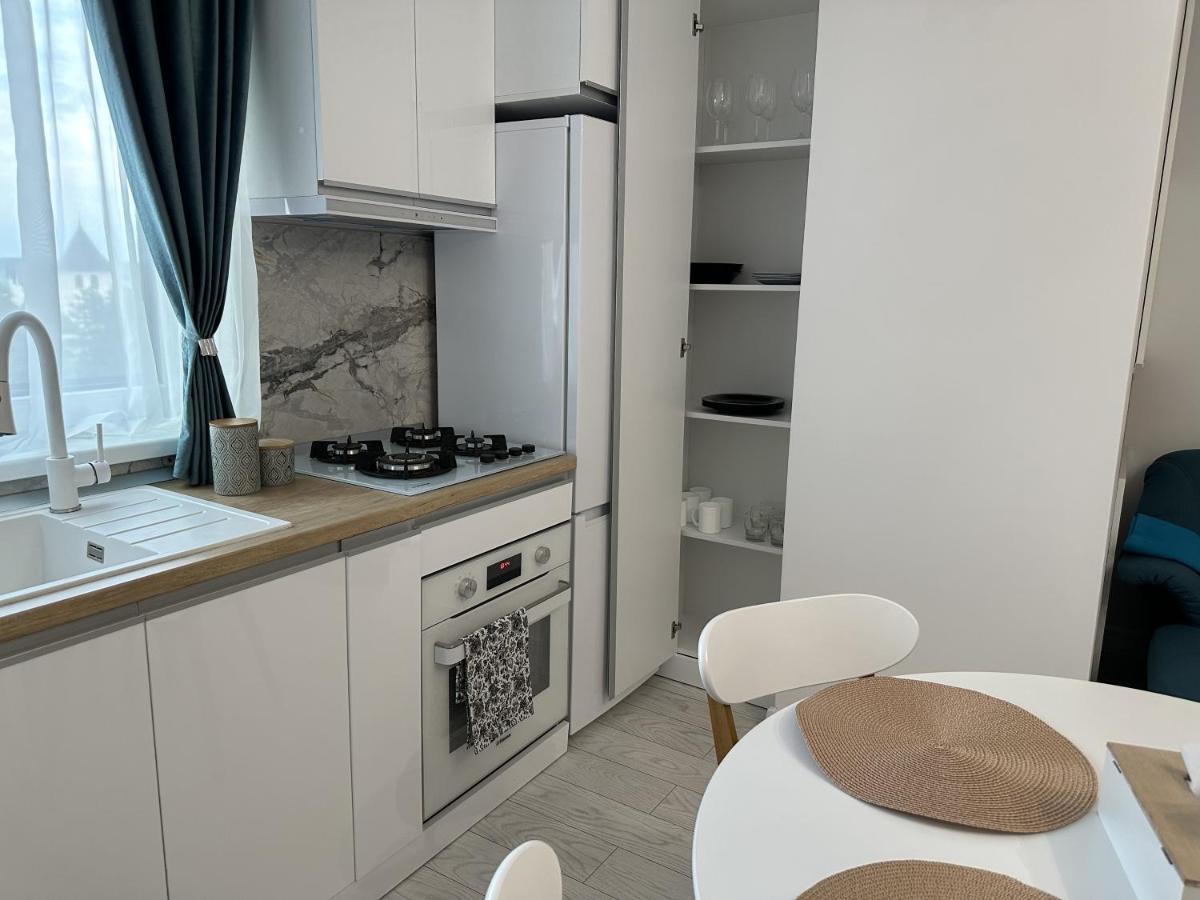 Apartamento Apartament In Suceava, Zamca Exterior foto