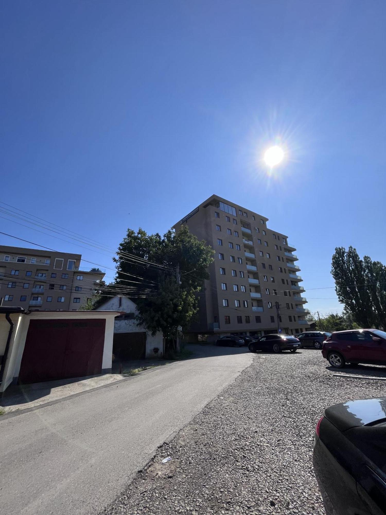 Apartamento Apartament In Suceava, Zamca Exterior foto